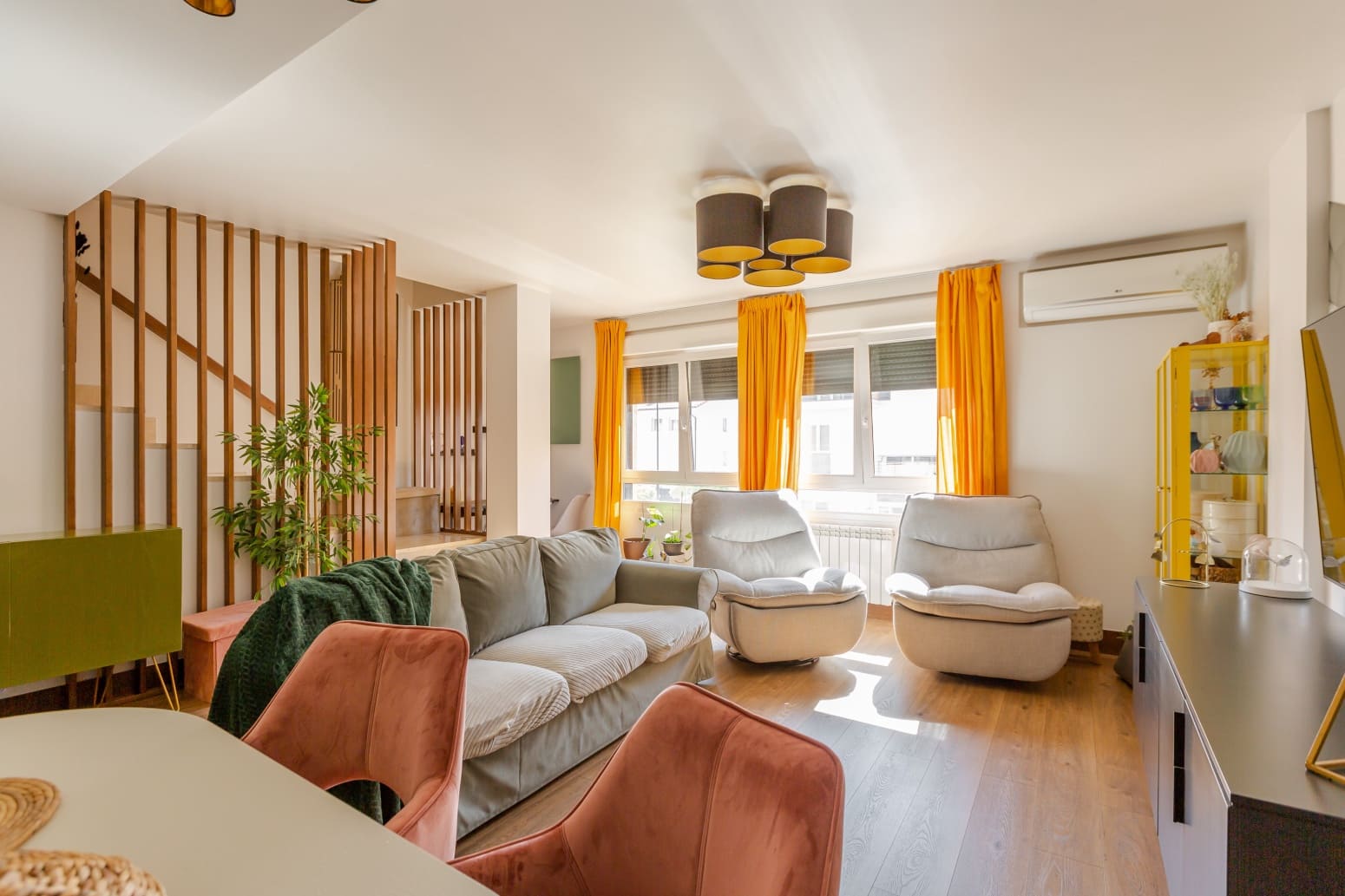 4 bedroom Villa for sale in Noain with garage - € 459,000 (Ref: 9861664)
