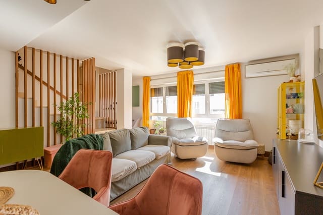 4 bedroom Villa for sale in Noain with garage - € 459,000 (Ref: 9861664)