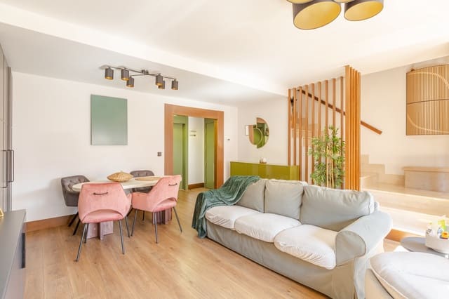 4 bedroom Villa for sale in Noain with garage - € 459,000 (Ref: 9861664)