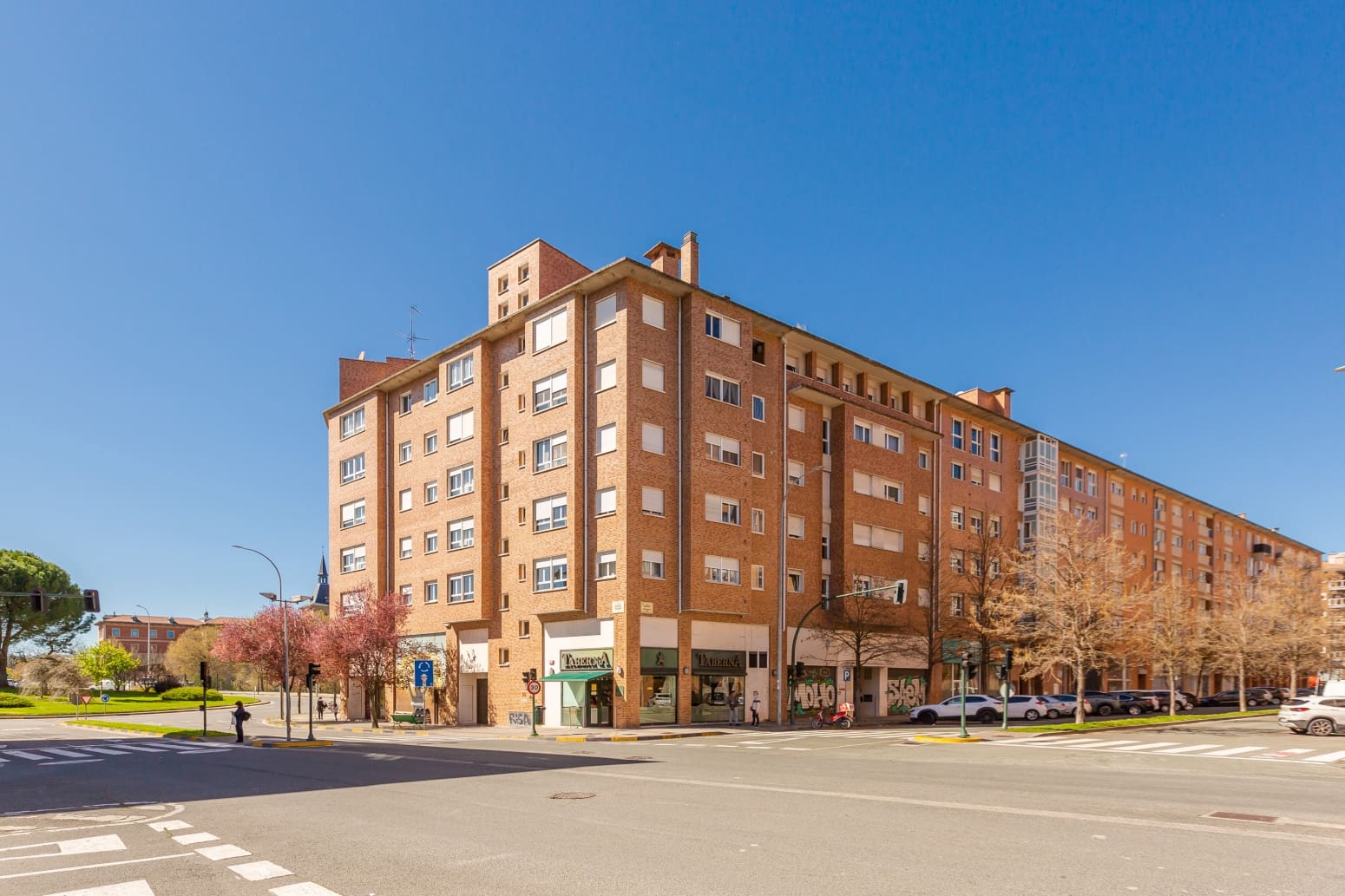3 Zimmer Wohnung zu verkaufen in Pamplona / Iruna mit Garage - 297.000 € (Ref: 9864787)