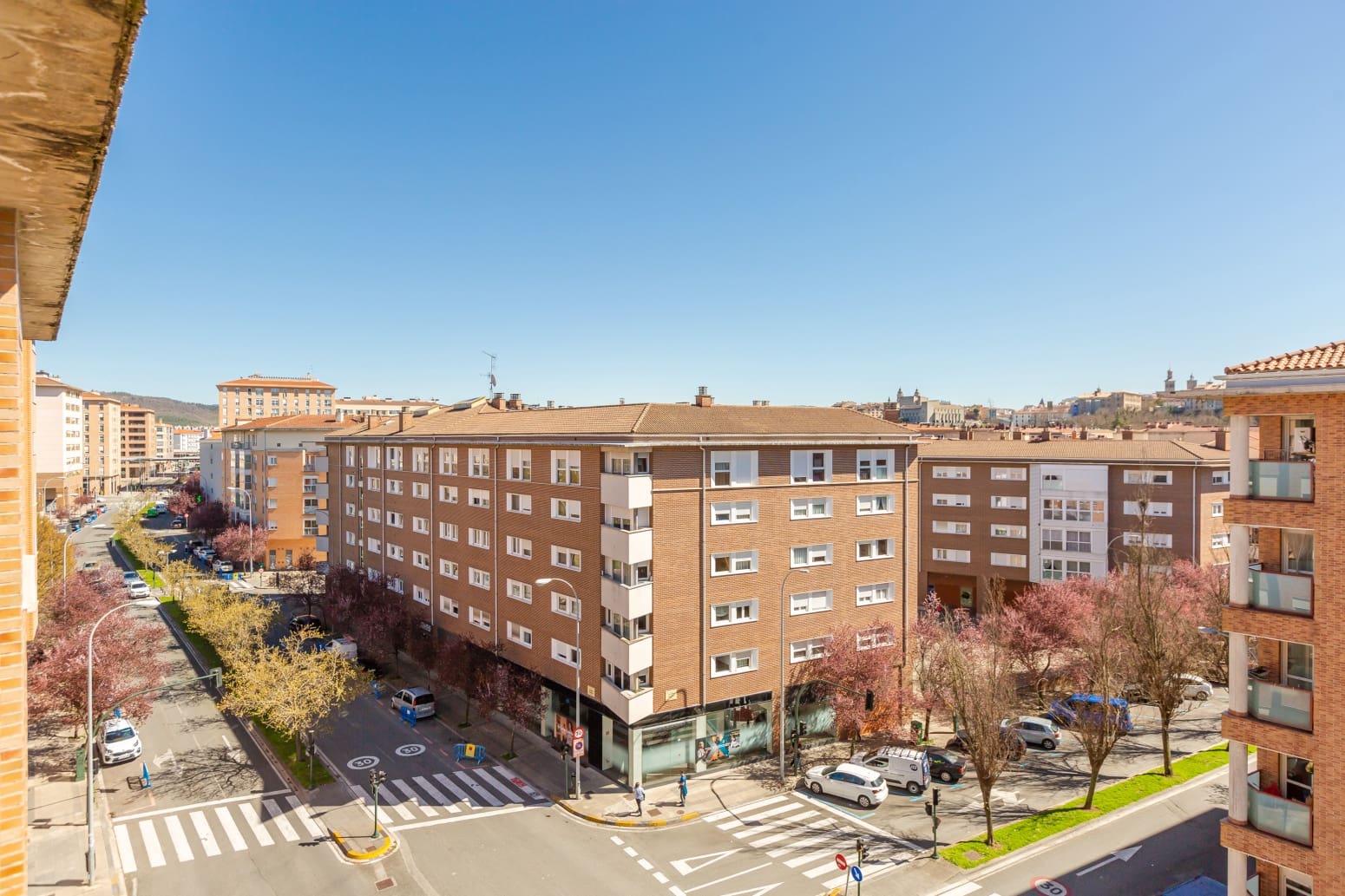 3 Zimmer Wohnung zu verkaufen in Pamplona / Iruna mit Garage - 297.000 € (Ref: 9864787)