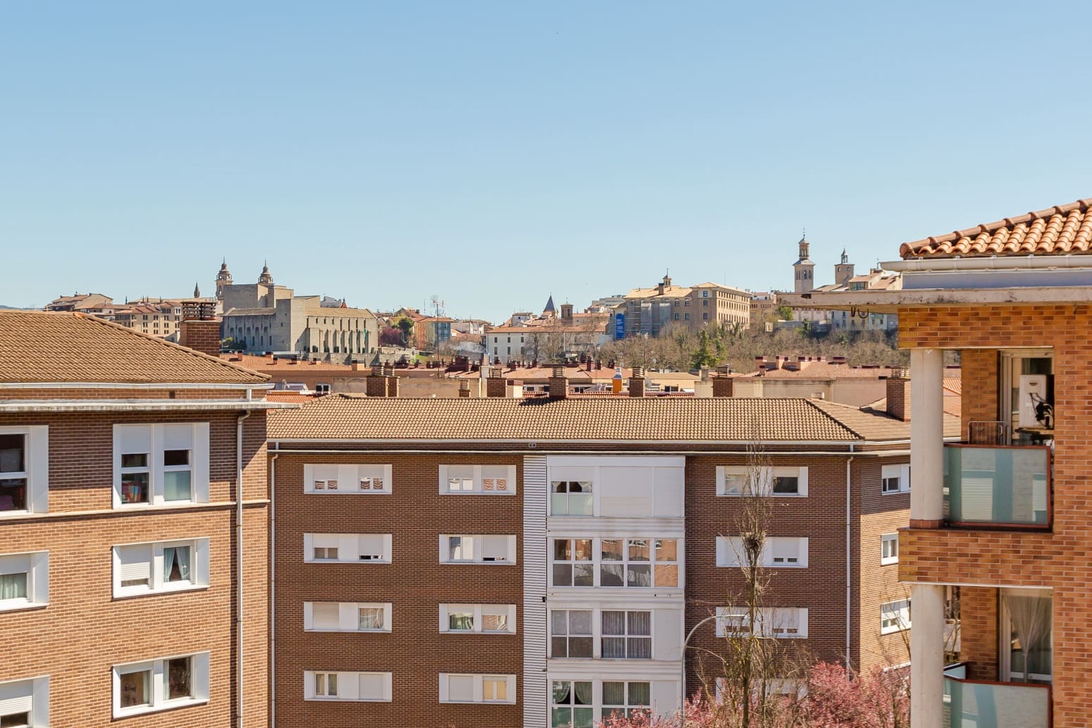 3 Zimmer Wohnung zu verkaufen in Pamplona / Iruna mit Garage - 297.000 € (Ref: 9864787)
