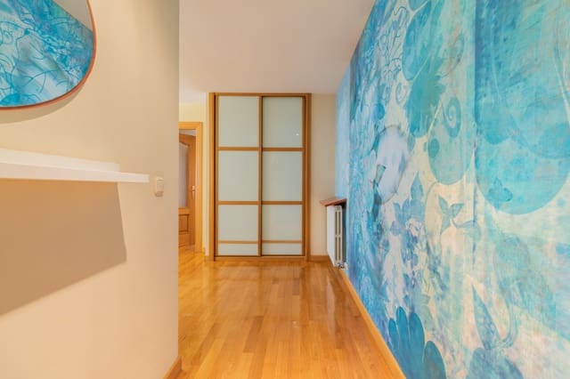 2 soveværelse Lejlighed til leje i Pamplona / Iruña med garage - € 925 (Ref: 9871643)