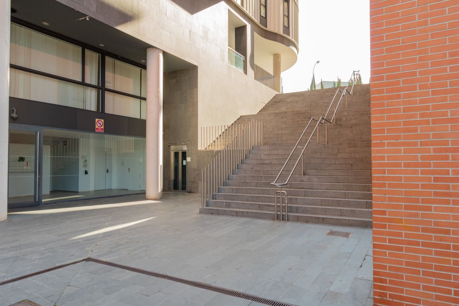 2 bedroom Flat for rent in Pamplona / Iruna with garage - € 925 (Ref: 9871643)