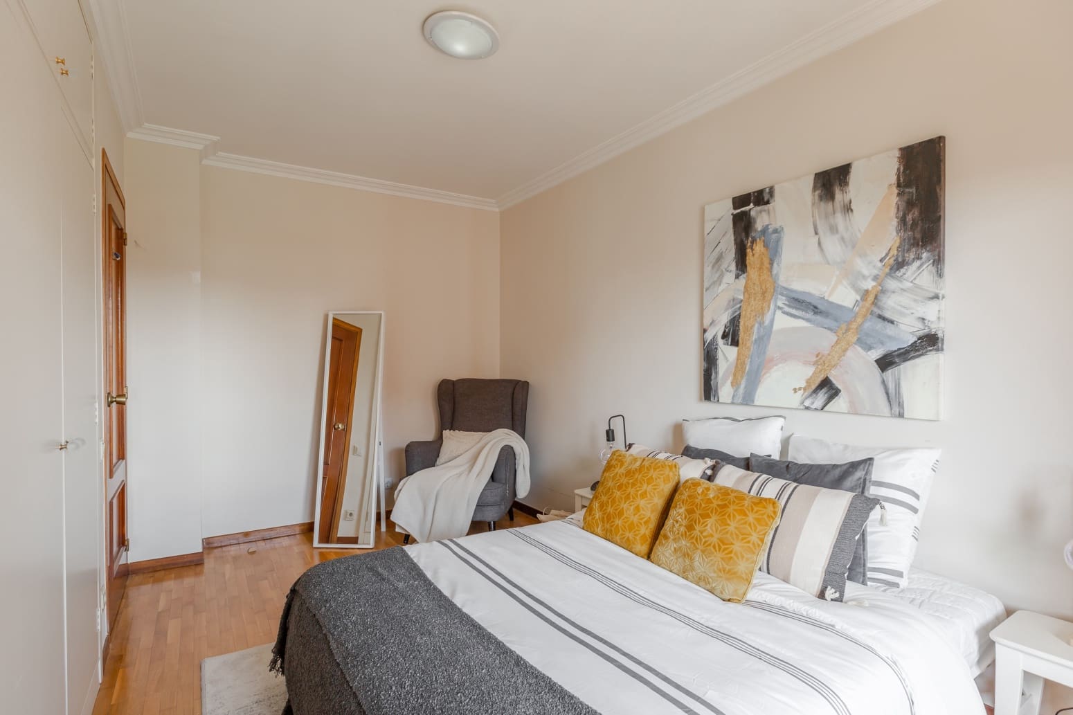1 bedroom Flat for sale in Pamplona / Iruna with garage - € 269,000 (Ref: 9873073)