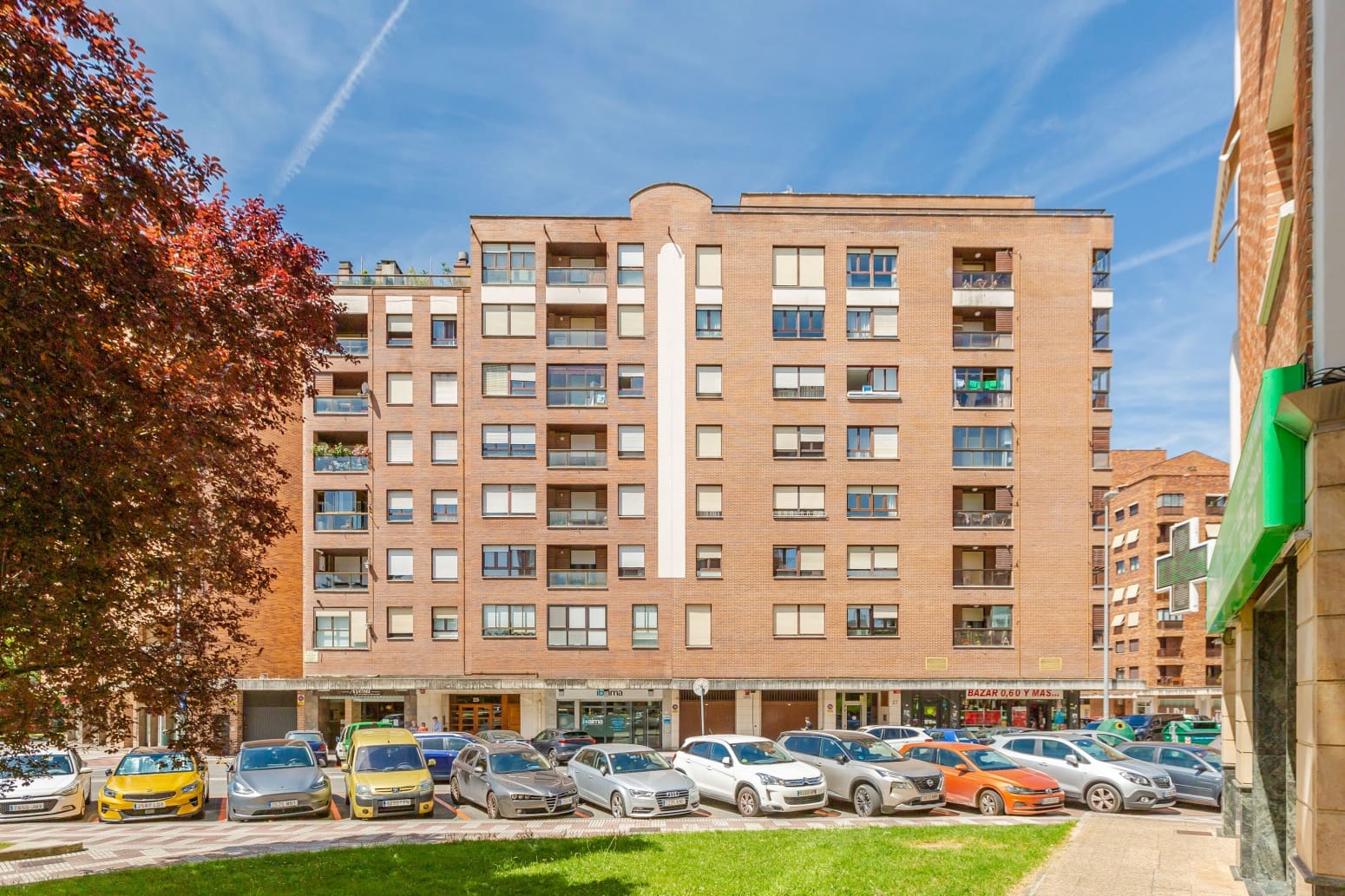 1 bedroom Flat for sale in Pamplona / Iruna with garage - € 269,000 (Ref: 9873073)