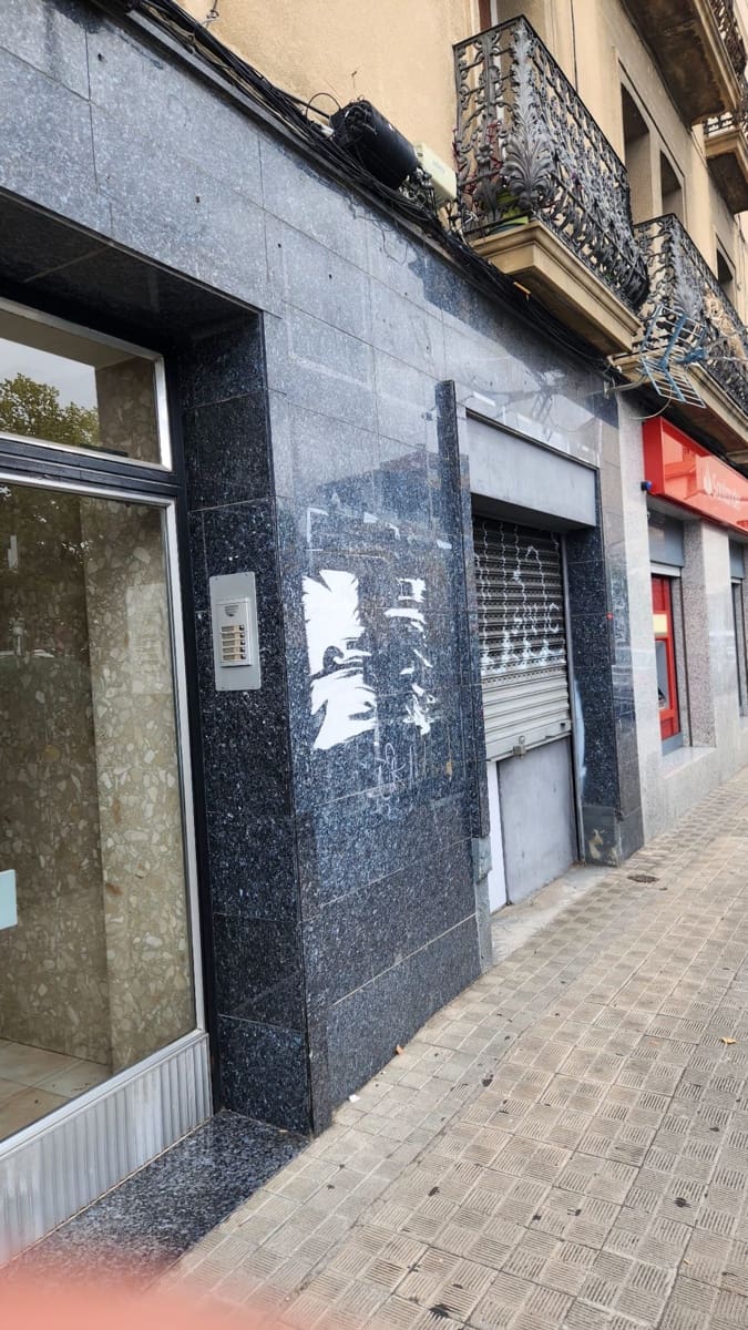 Commercial for rent in Villava / Atarrabia - € 600 (Ref: 9873074)