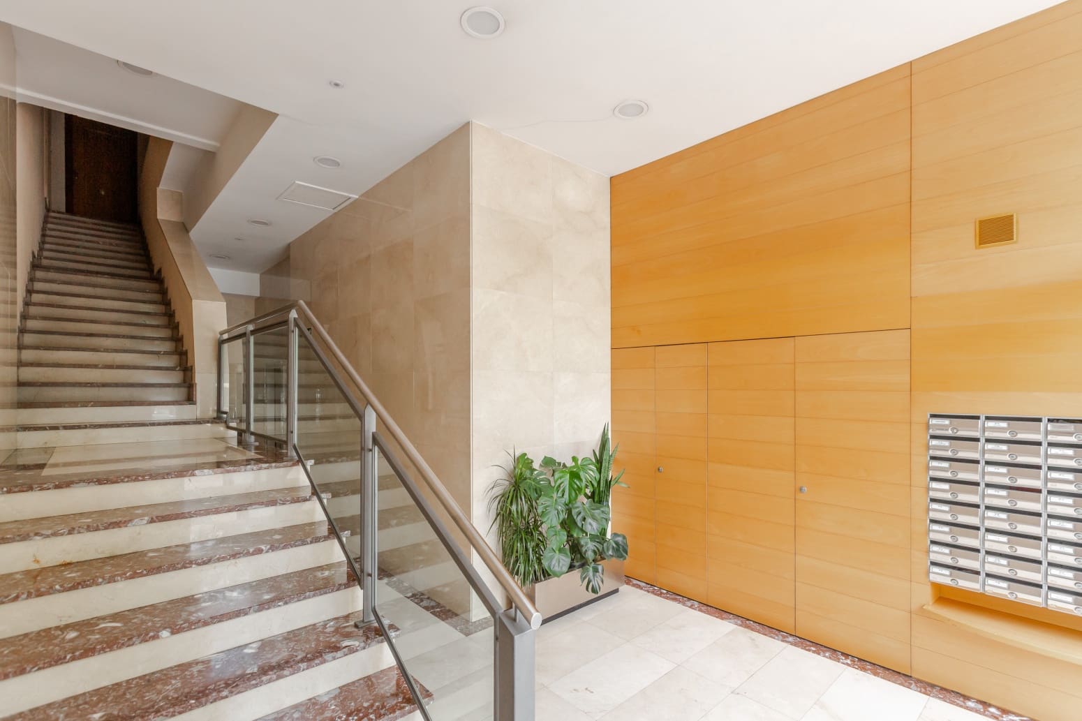 3 sypialnia Mieszkanie na sprzedaż w Pampeluna z garażem - 330 000 € (Ref: 9875804)