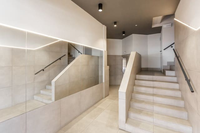 3 sypialnia Mieszkanie na sprzedaż w Pampeluna - 215 000 € (Ref: 9875806)