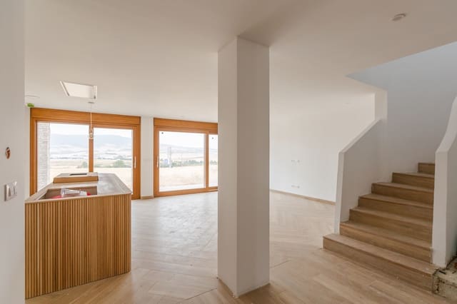 Chalet de 5 habitaciones en Cordovilla, Galar en venta con garaje - 779.900 € (Ref: 9878171)