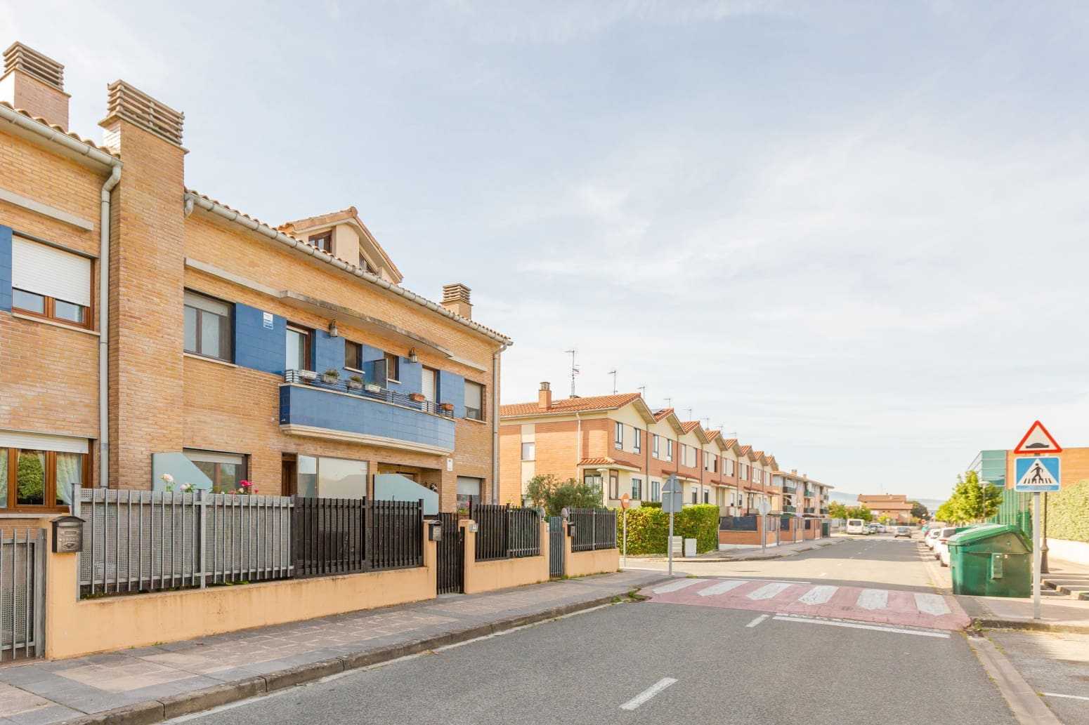4 bedroom Villa for sale in Berrioplano with garage - € 430,000 (Ref: 9880702)