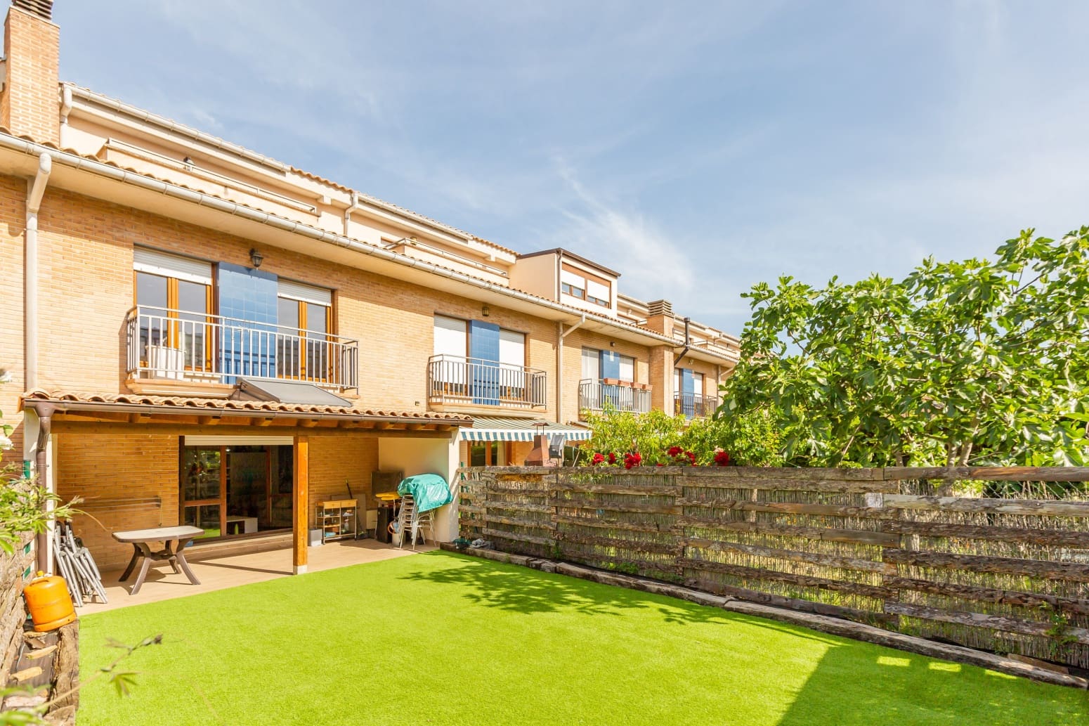 4 bedroom Villa for sale in Berrioplano with garage - € 430,000 (Ref: 9880702)