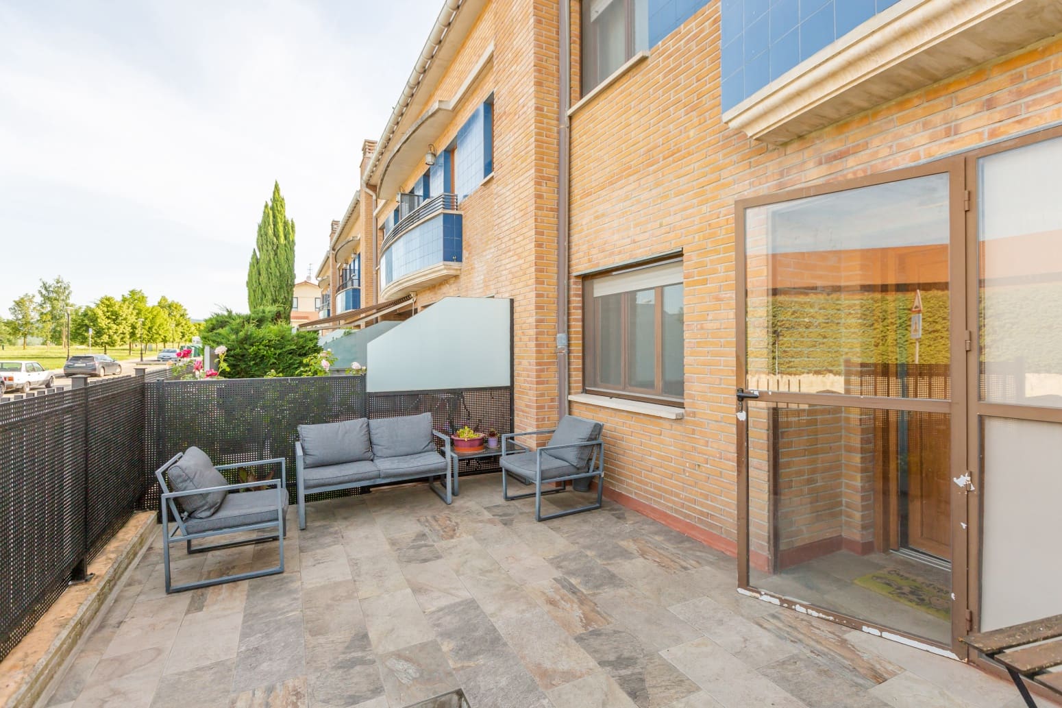 4 bedroom Villa for sale in Berrioplano with garage - € 430,000 (Ref: 9880702)