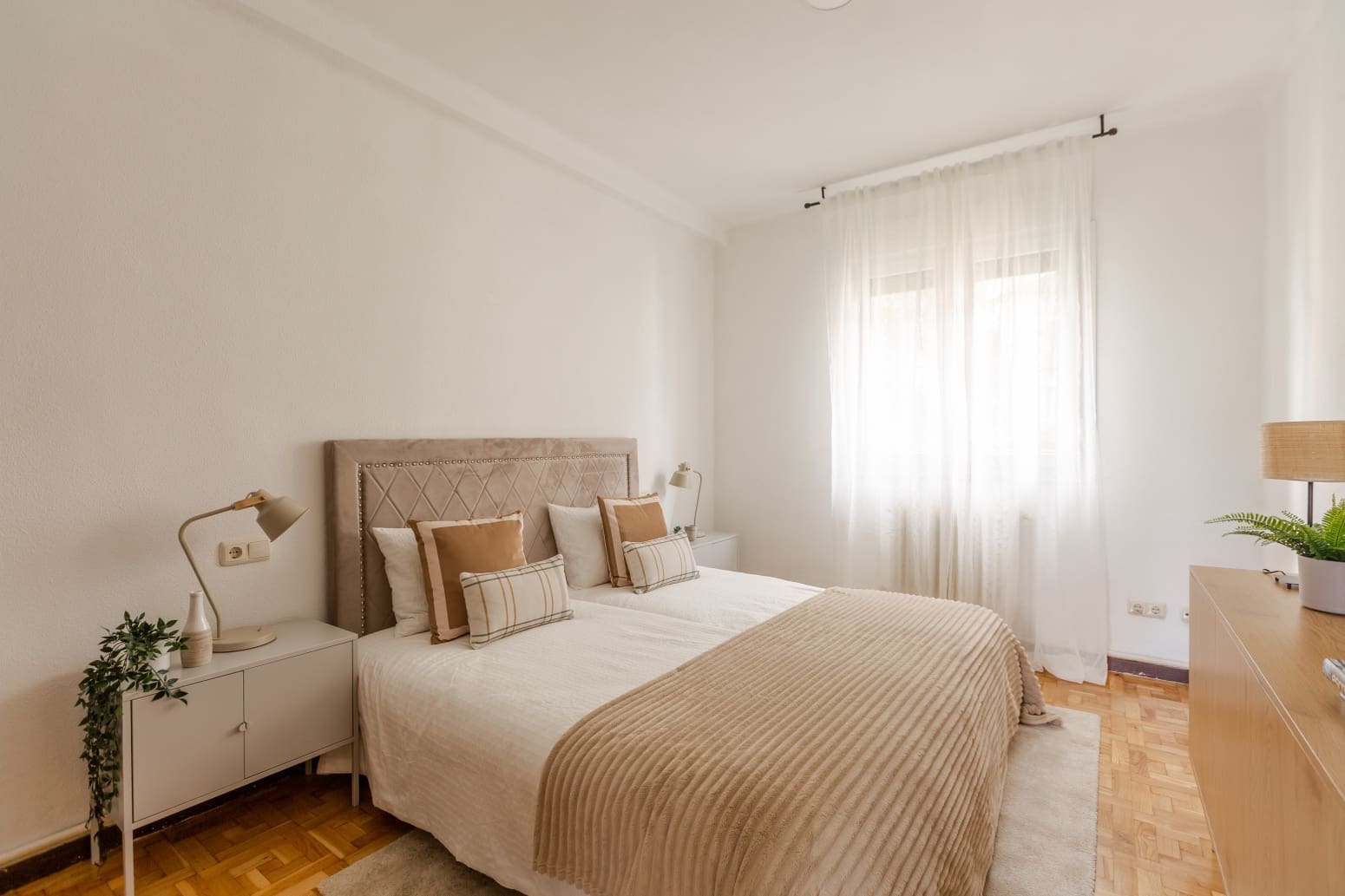 4 bedroom Flat for sale in Pamplona / Iruna - € 210,000 (Ref: 9880704)