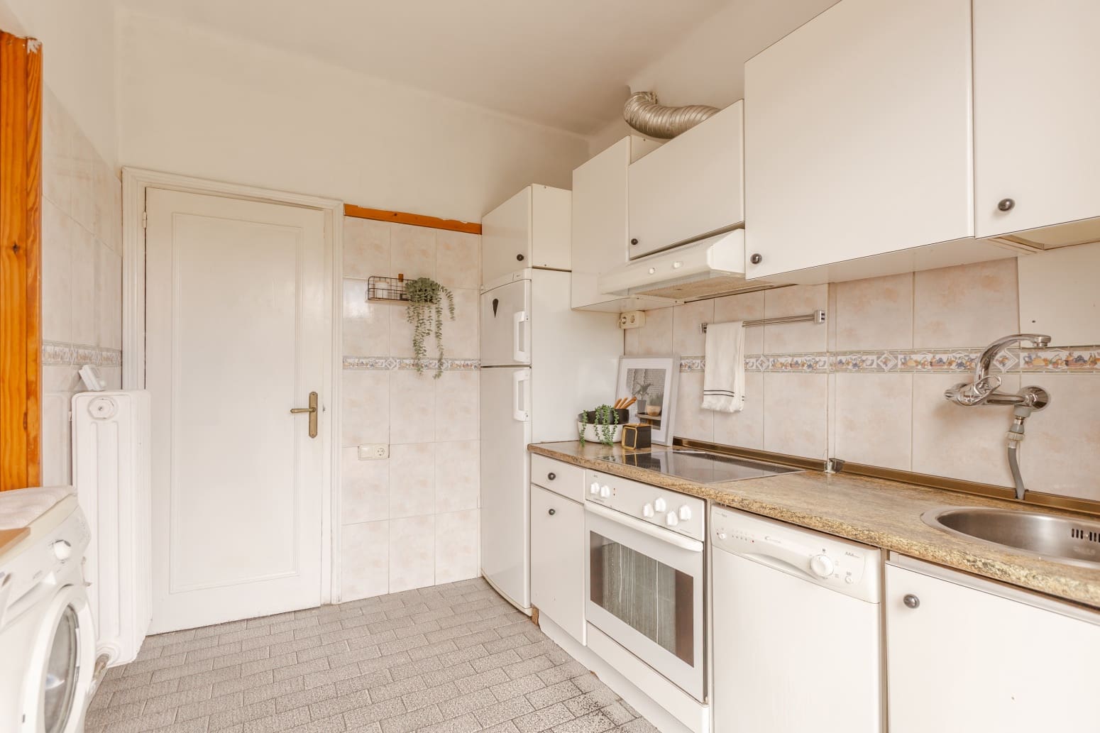 4 bedroom Flat for sale in Pamplona / Iruna - € 210,000 (Ref: 9880704)