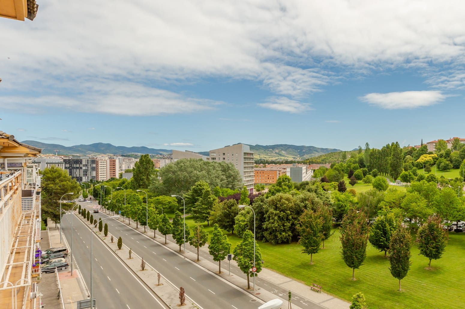 4 bedroom Flat for sale in Pamplona / Iruna - € 210,000 (Ref: 9880704)