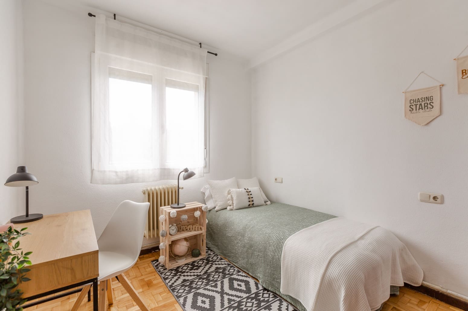 4 bedroom Flat for sale in Pamplona / Iruna - € 210,000 (Ref: 9880704)
