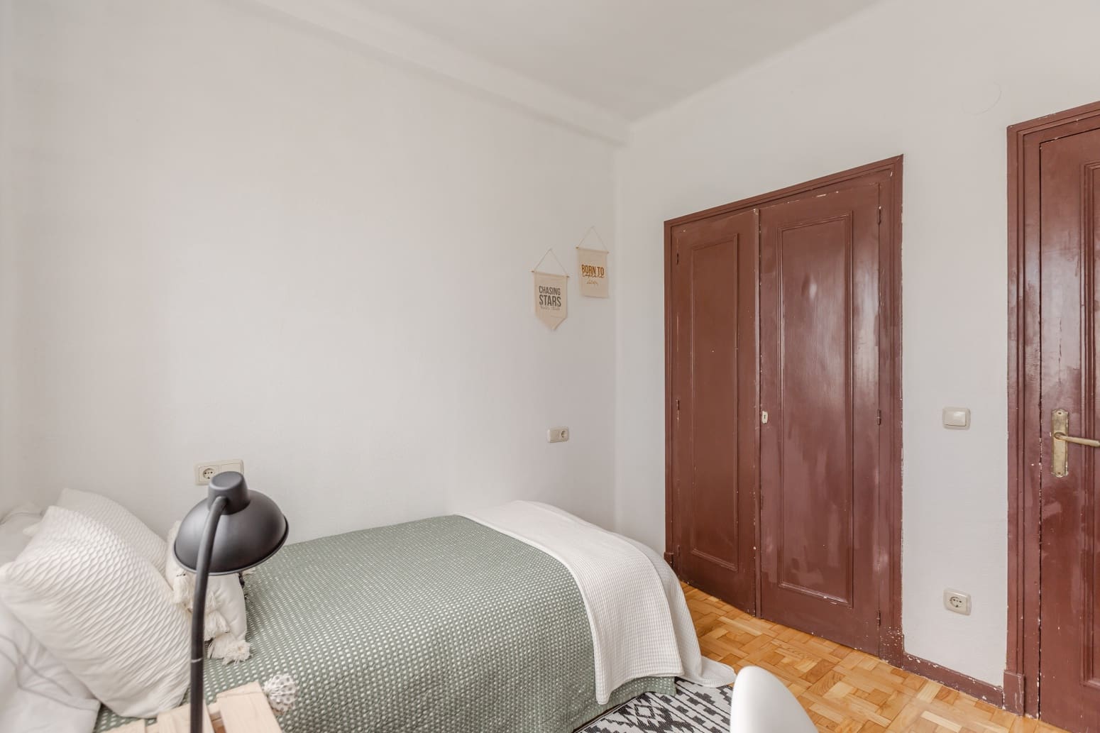 4 bedroom Flat for sale in Pamplona / Iruna - € 210,000 (Ref: 9880704)