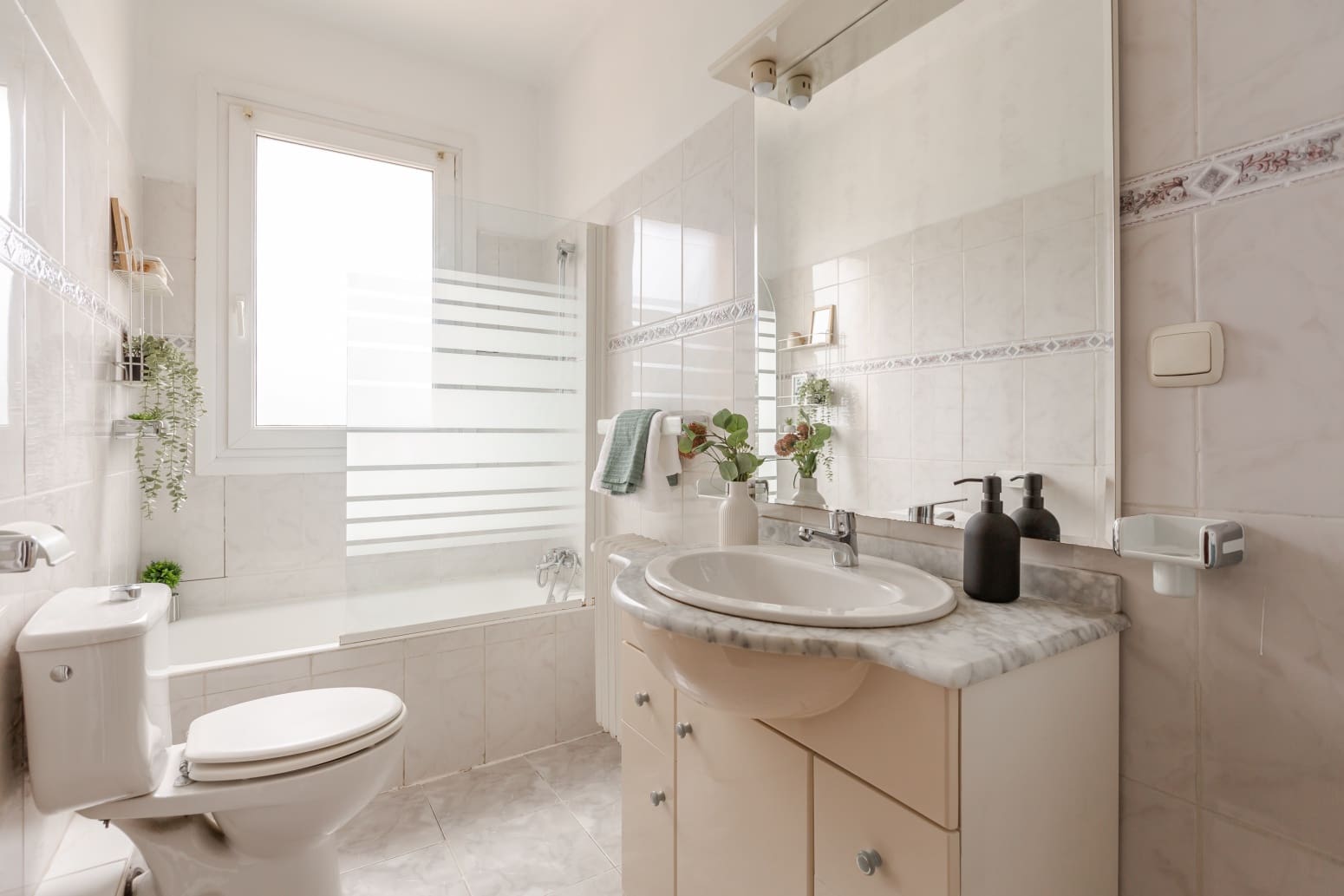 4 bedroom Flat for sale in Pamplona / Iruna - € 210,000 (Ref: 9880704)