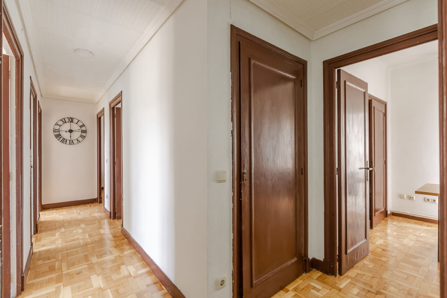 4 bedroom Flat for sale in Pamplona / Iruna - € 210,000 (Ref: 9880704)