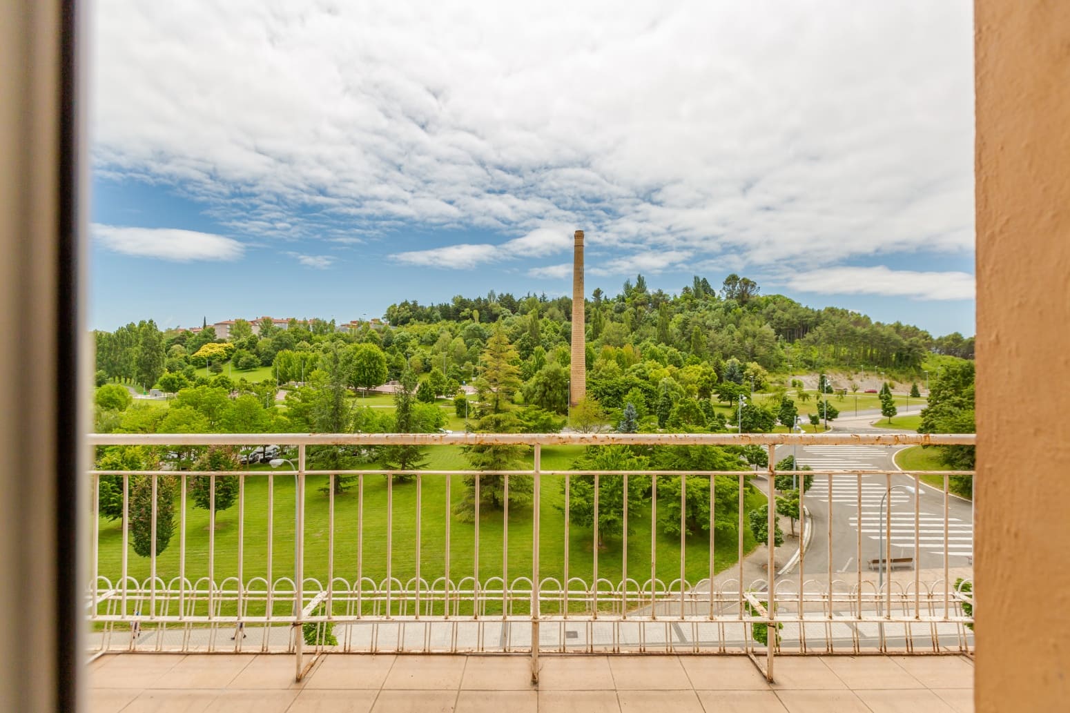 4 bedroom Flat for sale in Pamplona / Iruna - € 210,000 (Ref: 9880704)
