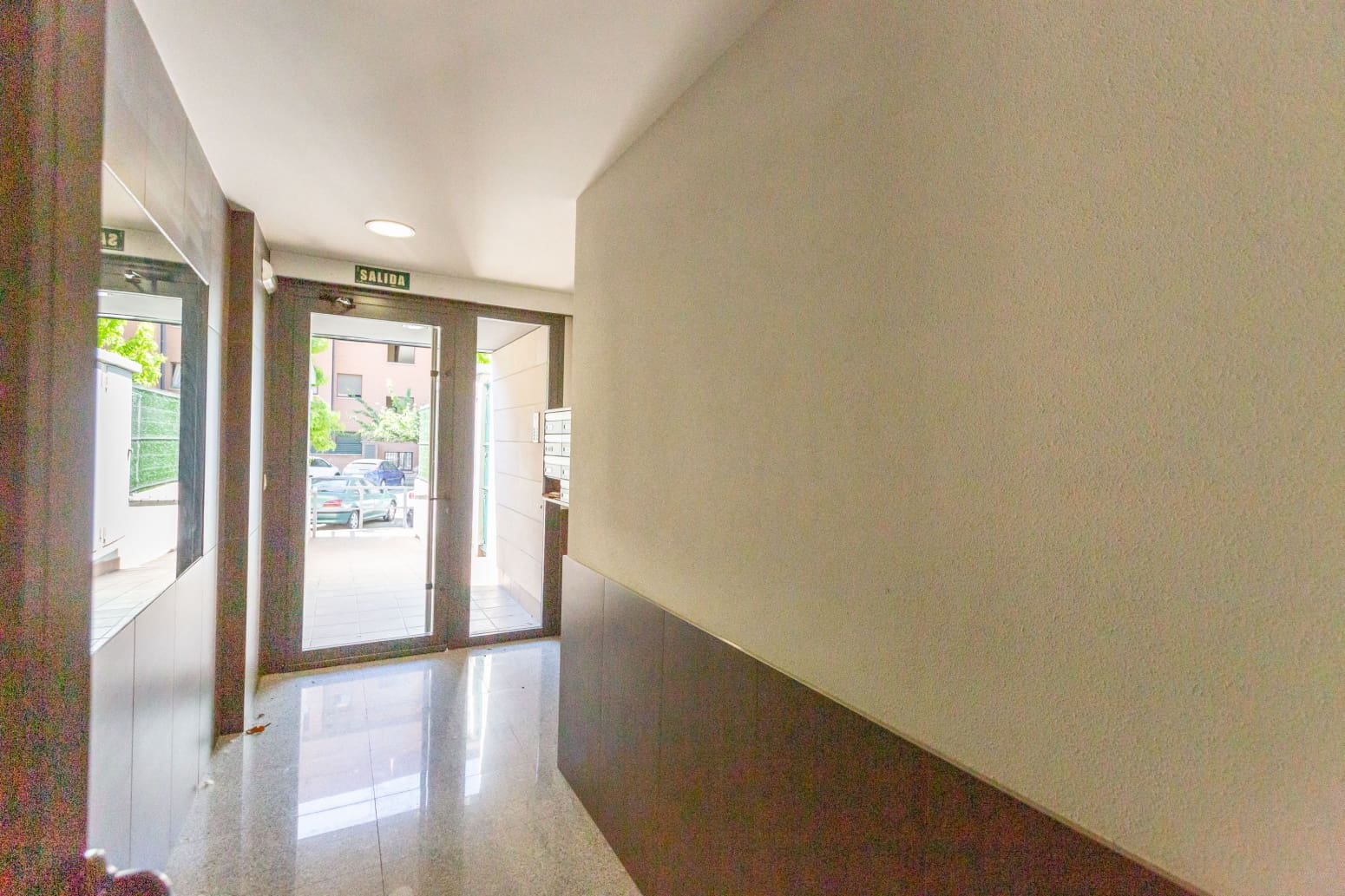 2 bedroom Flat for sale in Huarte with garage - € 339,000 (Ref: 9880705)