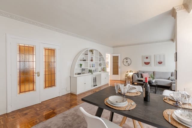 5 soveværelse Lejlighed til salg i Pamplona / Iruña med garage - € 464.000 (Ref: 9884254)