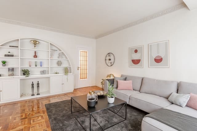5 soveværelse Lejlighed til salg i Pamplona / Iruña med garage - € 464.000 (Ref: 9884254)