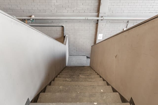 Local Commercial à vendre à Berriozar - 395 000 € (Ref: 9884255)