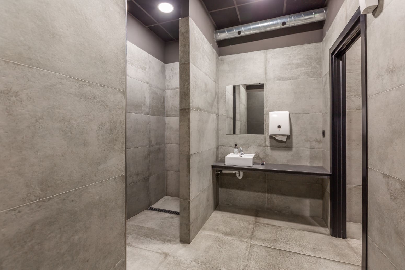 Local Commercial à vendre à Berriozar - 395 000 € (Ref: 9884255)