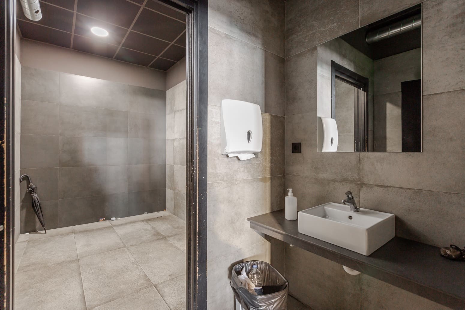 Local Commercial à vendre à Berriozar - 395 000 € (Ref: 9884255)