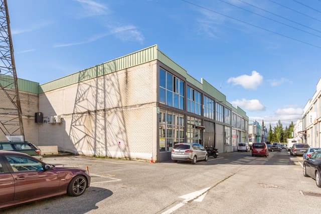 Local Commercial à vendre à Berriozar - 395 000 € (Ref: 9884255)