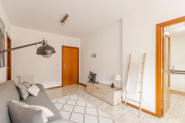 2 makuuhuone Asunto myytävänä paikassa Pamplona mukana 
autotalli - 220 000 € (Ref: 9891856)