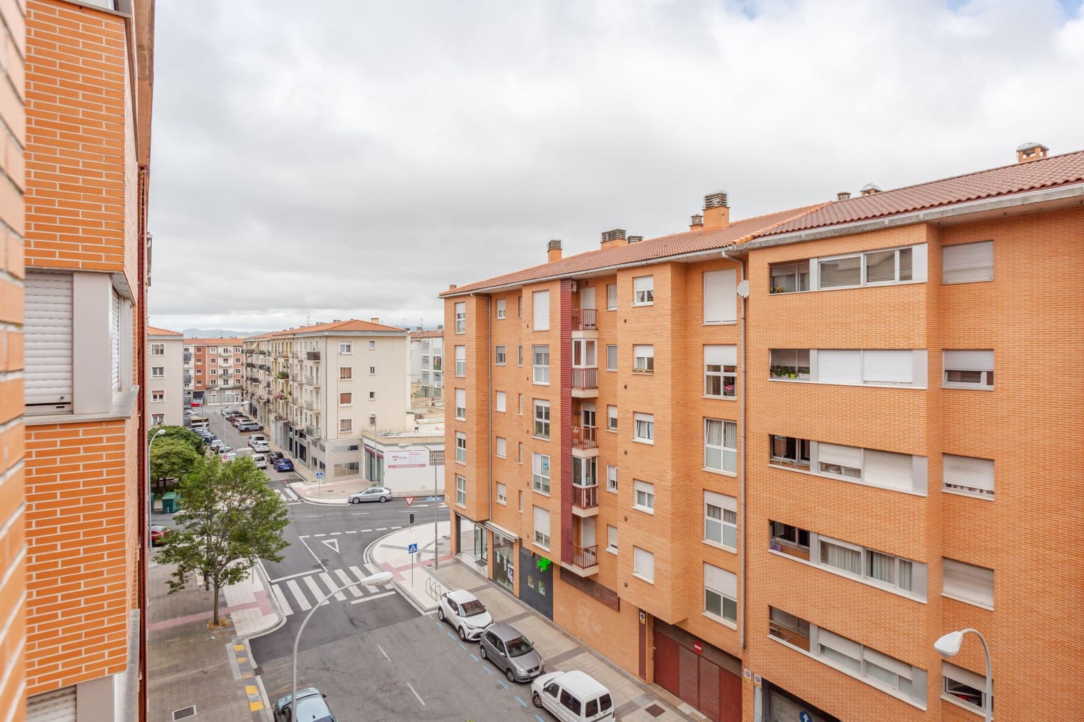2 makuuhuone Asunto myytävänä paikassa Pamplona mukana 
autotalli - 220 000 € (Ref: 9891856)