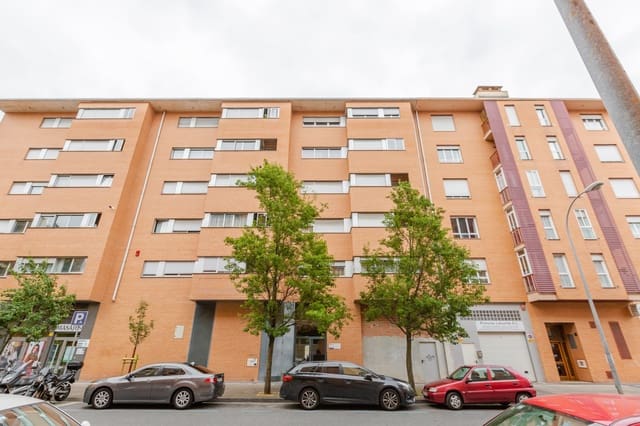 2 makuuhuone Asunto myytävänä paikassa Pamplona mukana 
autotalli - 220 000 € (Ref: 9891856)