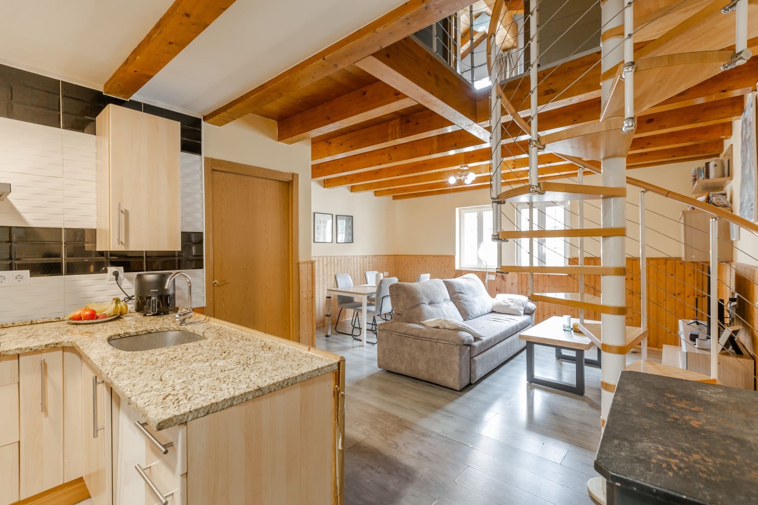 2 Zimmer Villa zu verkaufen in Odieta - 210.000 € (Ref: 9893971)