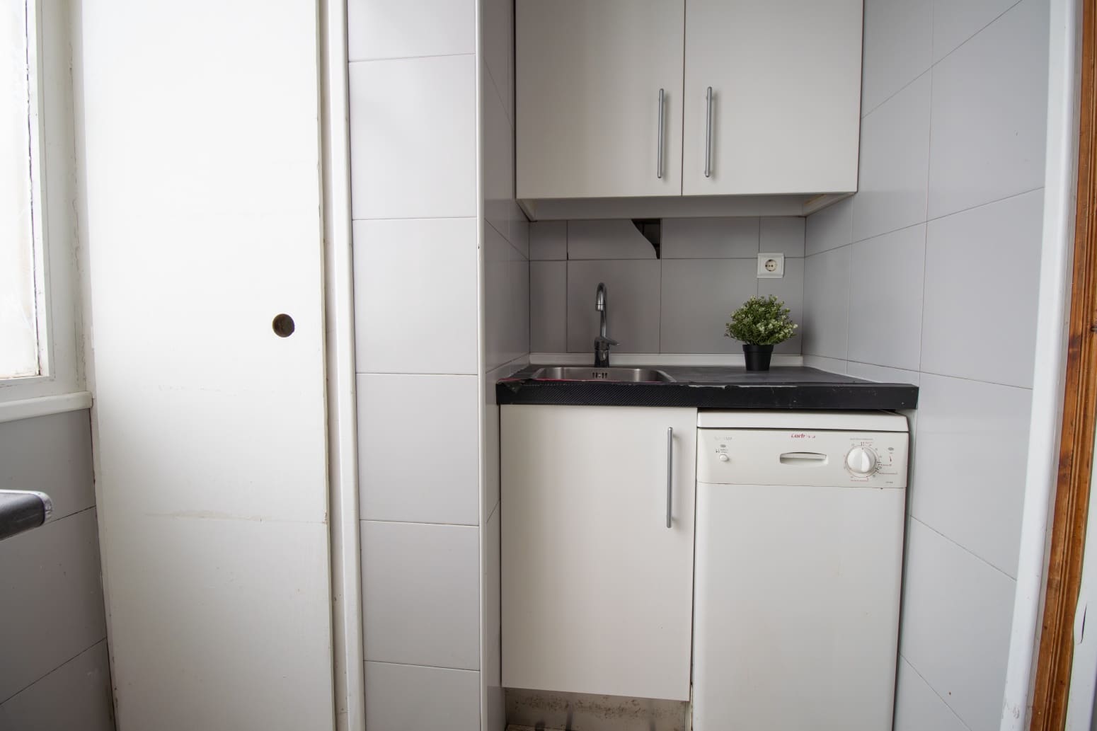 Piso de 3 habitaciones en Pamplona / Iruña en venta - 199.000 € (Ref: 9896413)