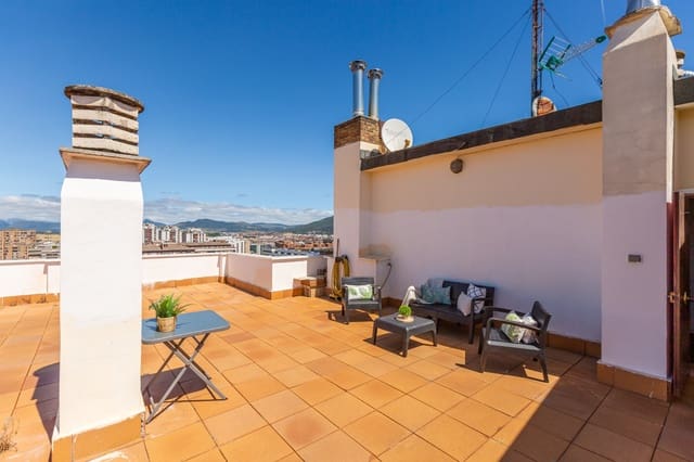 4 makuuhuone Asunto myytävänä paikassa Pamplona mukana 
autotalli - 599 000 € (Ref: 9904040)