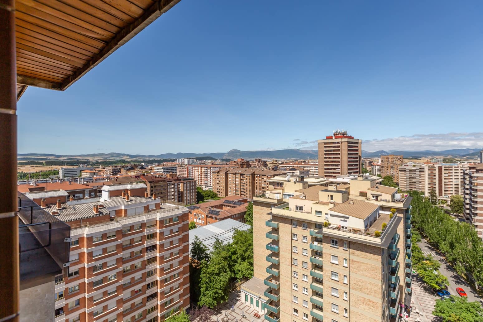 4 makuuhuone Asunto myytävänä paikassa Pamplona mukana 
autotalli - 599 000 € (Ref: 9904040)