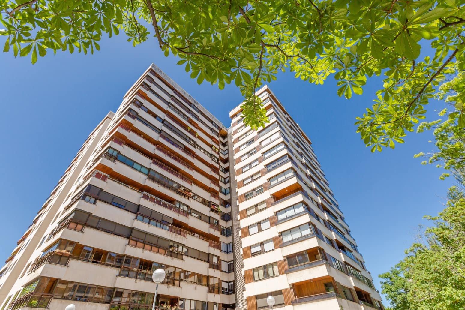 4 makuuhuone Asunto myytävänä paikassa Pamplona mukana 
autotalli - 599 000 € (Ref: 9904040)