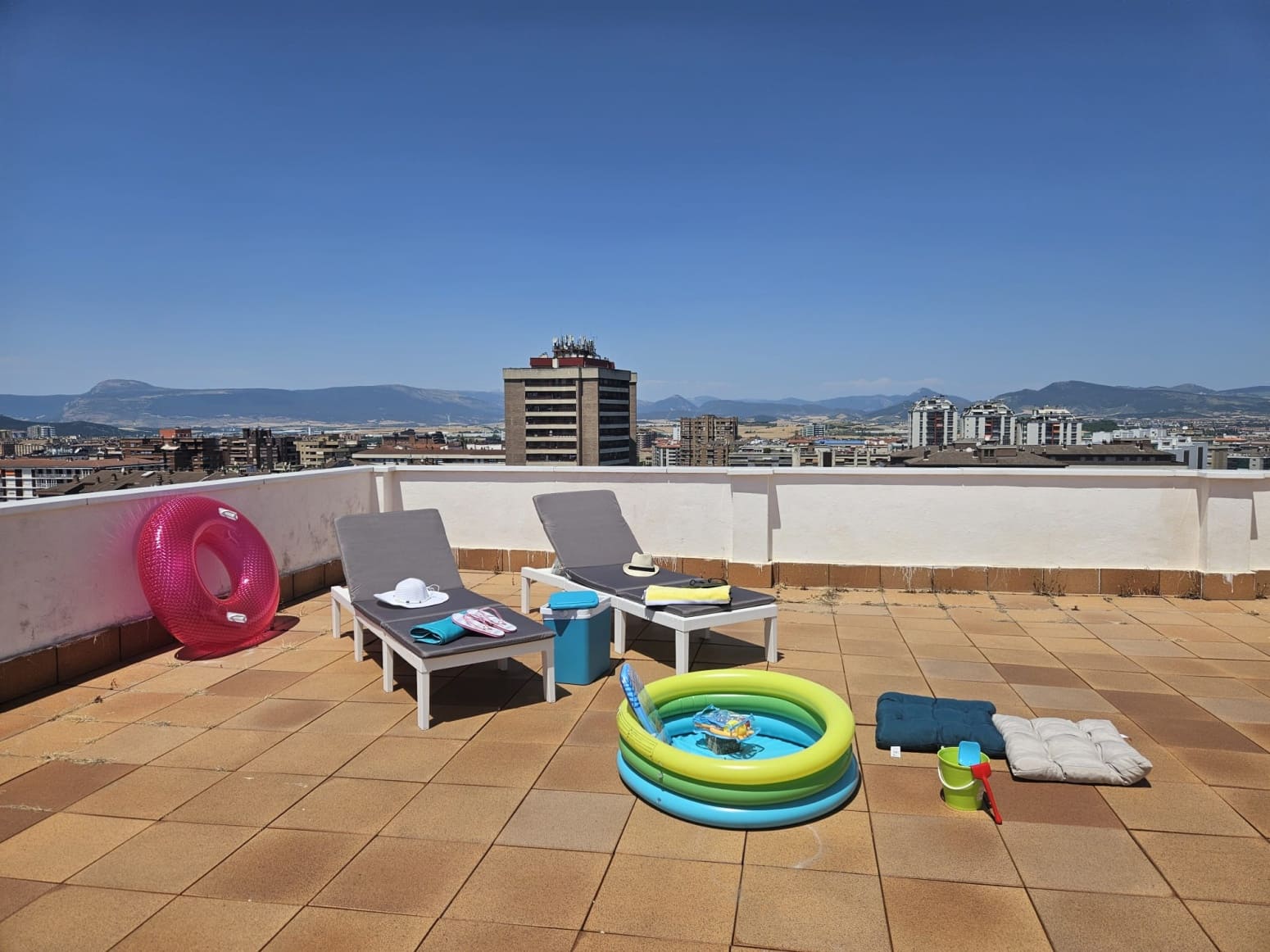 4 chambre Appartement à vendre à Pampelune avec garage - 599 000 € (Ref: 9904040)