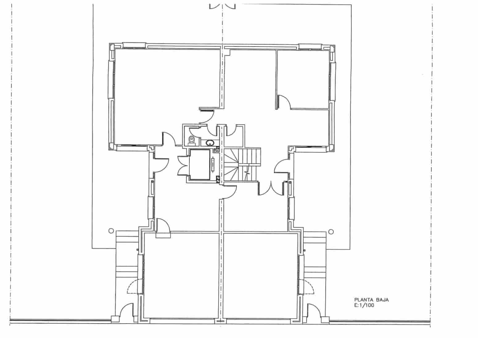 8 bedroom Villa for sale in Egues with garage - € 860,000 (Ref: 9906954)