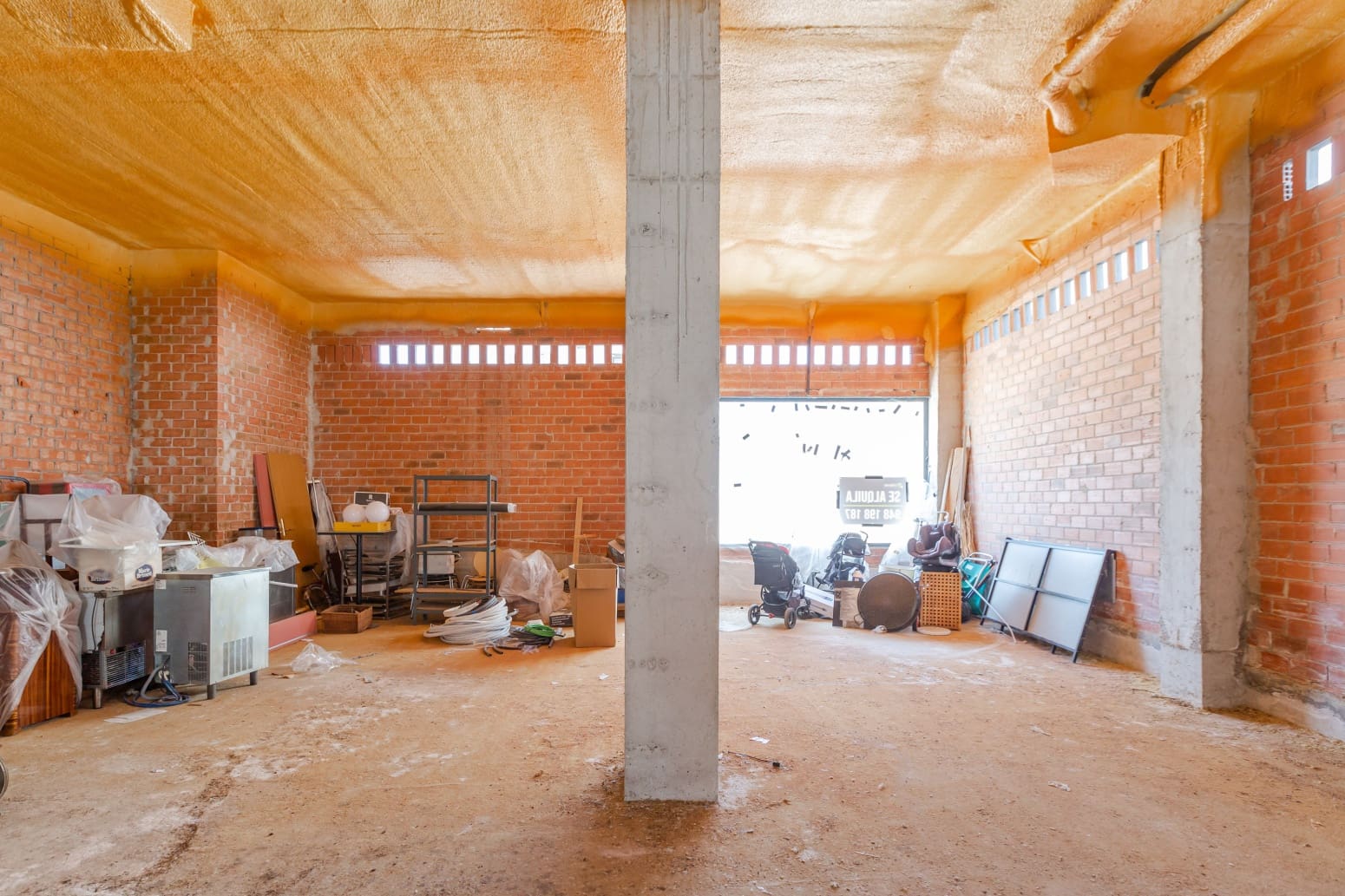 Komercyjne do wynajęcia w Egues - 1 250 € (Ref: 9906955)