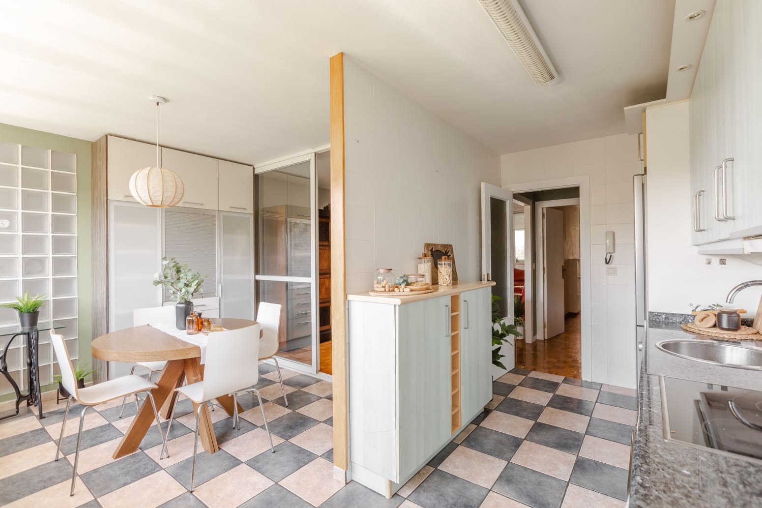 3 soveværelse Lejlighed til salg i Pamplona / Iruna med garage - € 310.000 (Ref: 9906956)