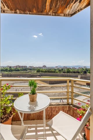 Piso de 4 habitaciones en Pamplona / Iruña en venta con garaje - 585.000 € (Ref: 9912718)