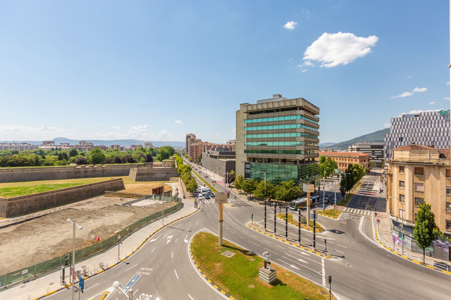 4 soverom Leilighet til salgs i Pamplona med garasje - € 585 000 (Ref: 9912718)