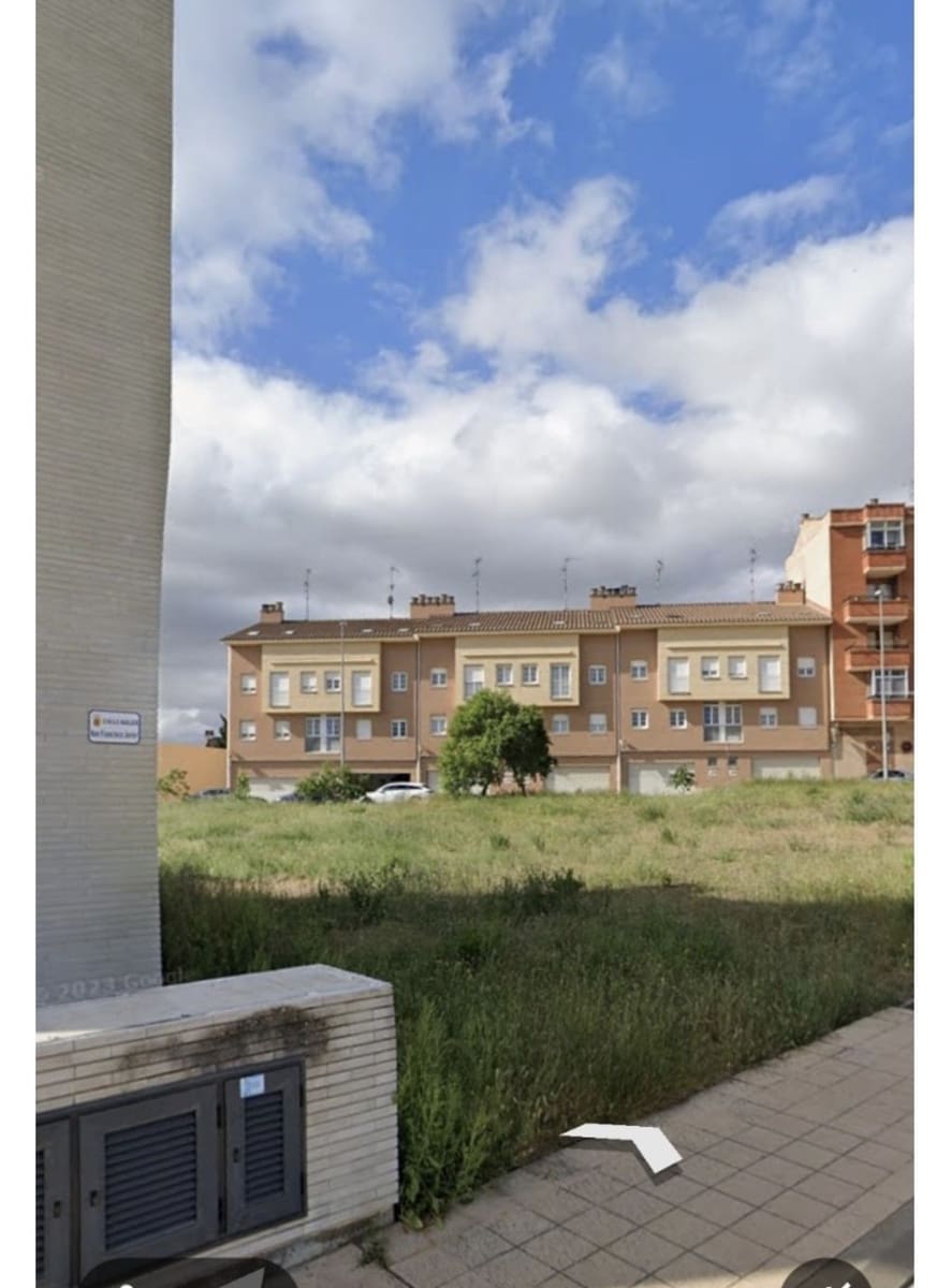 Terrain à Bâtir à vendre à Viana - 47 000 € (Ref: 9915364)