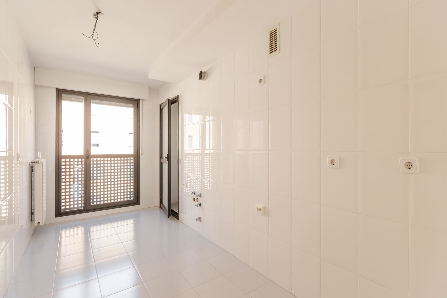 2 bedroom Flat for sale in Pamplona / Iruna with garage - € 255,000 (Ref: 9926960)