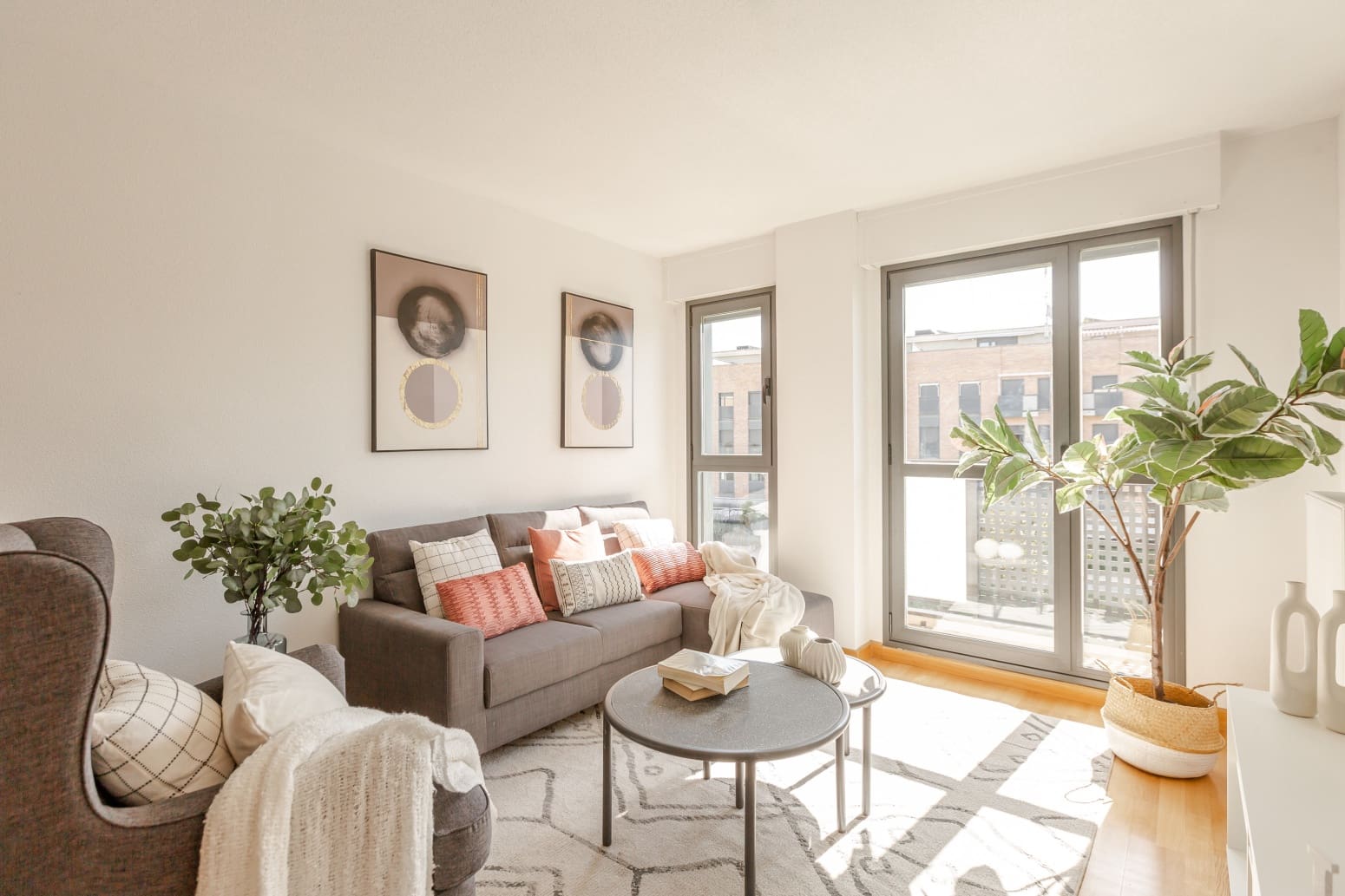 2 bedroom Flat for sale in Pamplona / Iruna with garage - € 255,000 (Ref: 9926960)