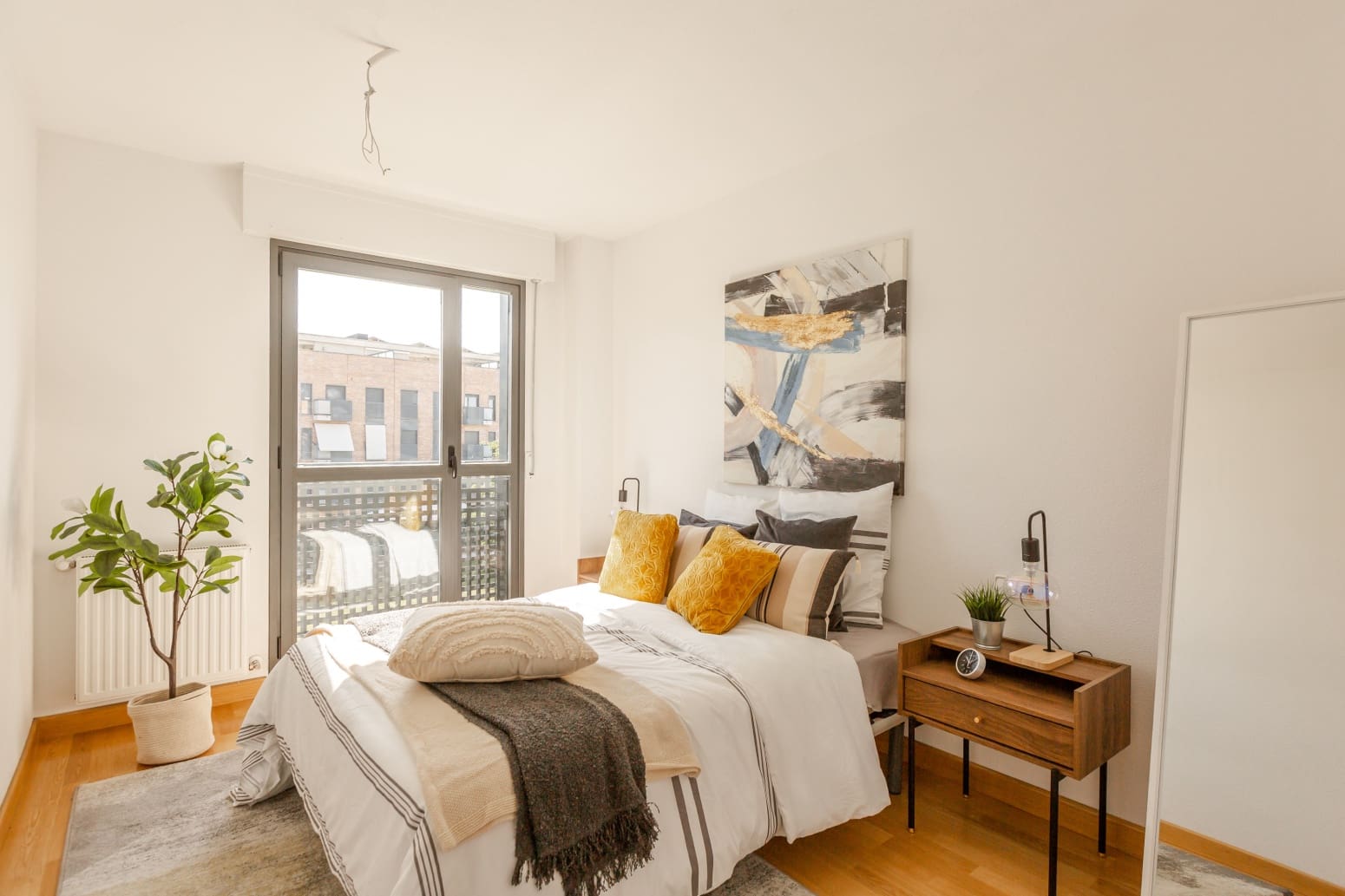 2 bedroom Flat for sale in Pamplona / Iruna with garage - € 255,000 (Ref: 9926960)